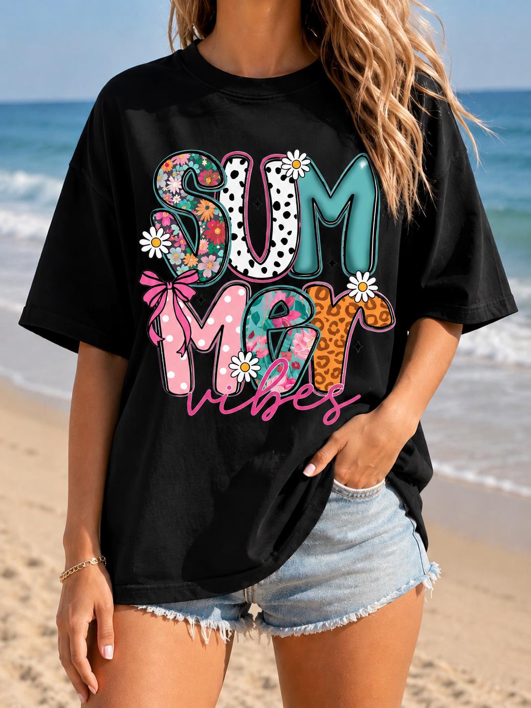 Street Fashion Vibes - Summer Vibes Çiçekli Plaj Grafikli Tişört